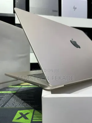 New Laptop Apple MacBook Air 2025 M4 15-inch 16GB Apple M4 SSD 256GB