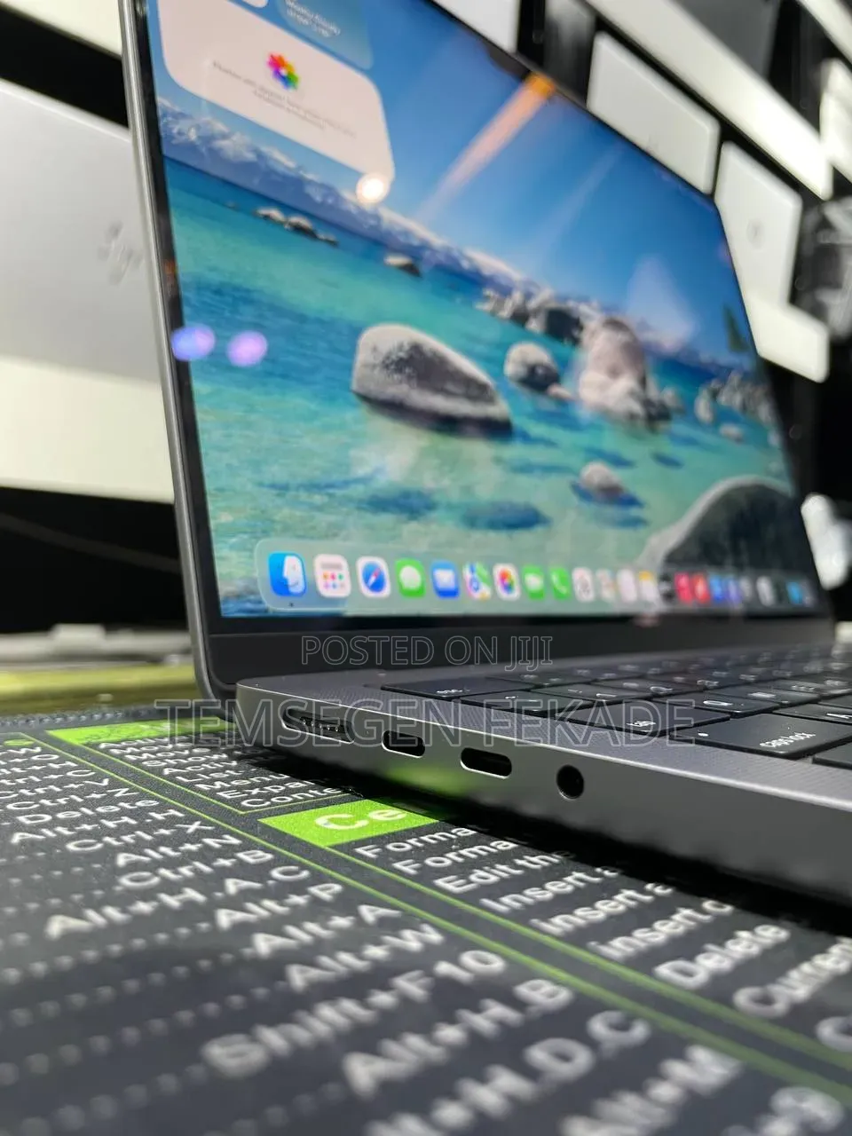 New Laptop Apple MacBook Pro 2023 M3 14-inch 8GB Apple M3 Pro SSD 512GB
