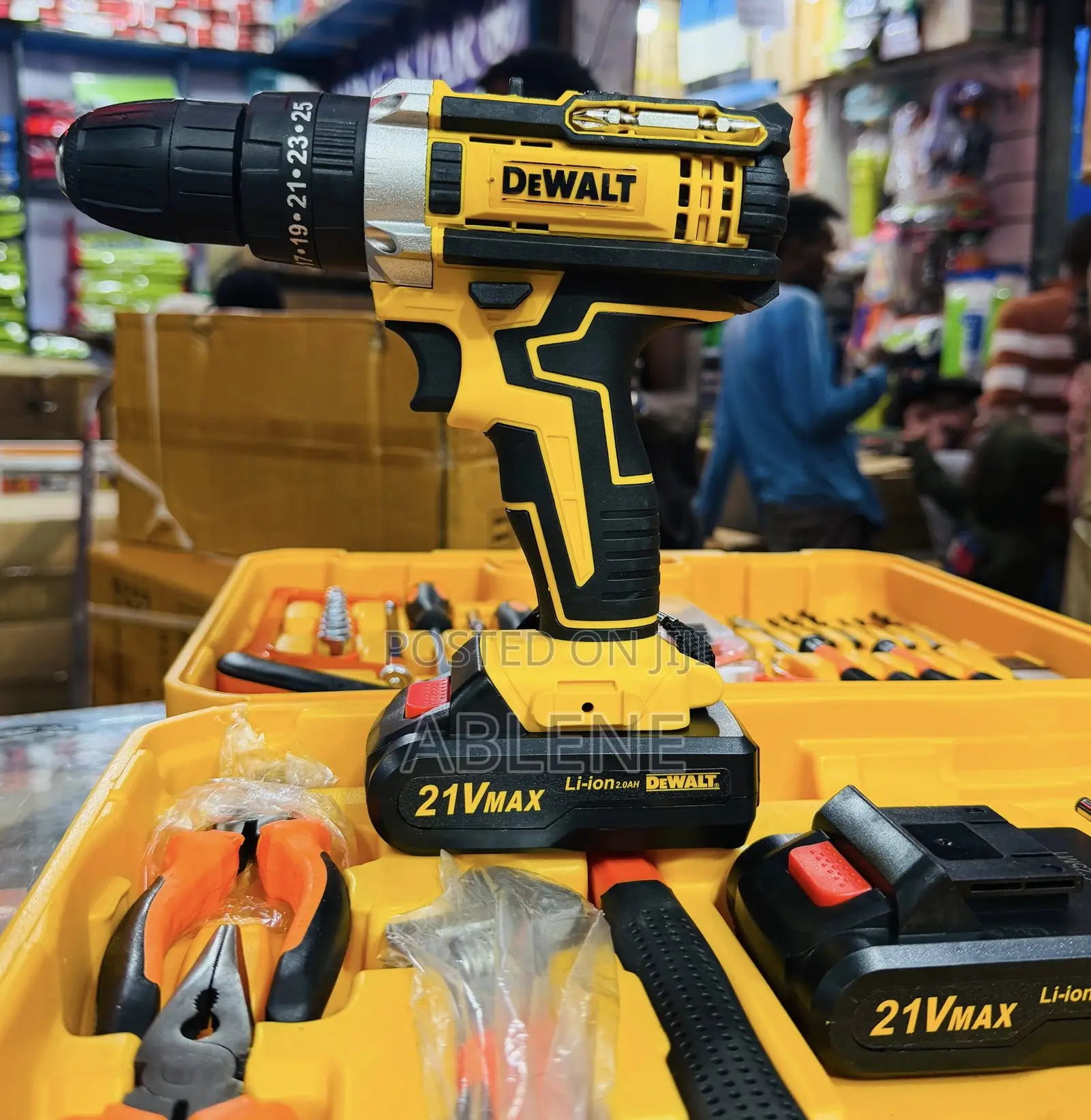 Dewalt 21v Charger Drill Full Set
