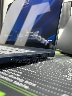 New Laptop Lenovo IdeaPad 500S 16GB AMD Ryzen 7 SSD 1T