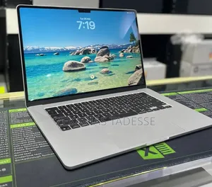 New Laptop Apple MacBook Air 2025 M4 15-inch 24GB Apple M4 SSD 512GB