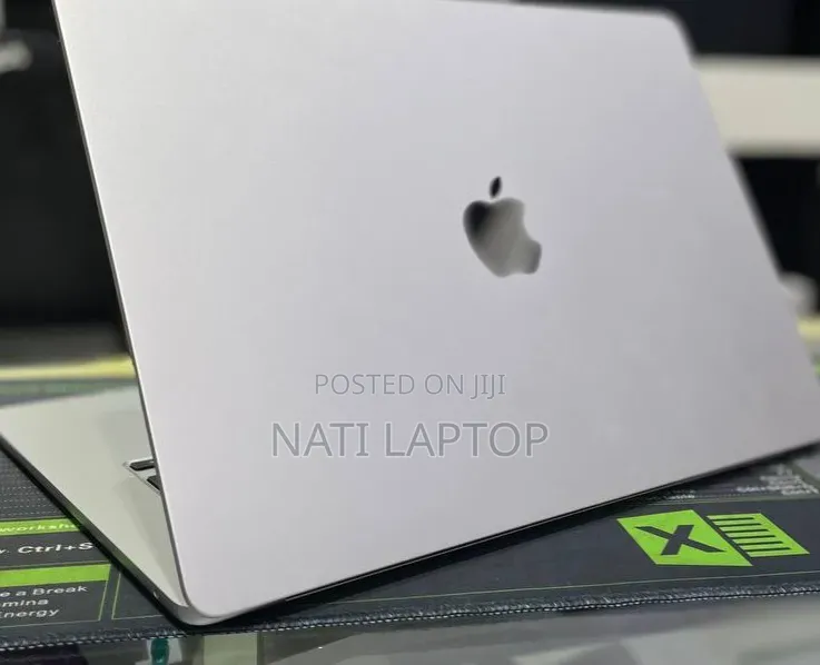 New Laptop Apple MacBook Air 2025 M4 15-inch 24GB Apple M4 SSD 512GB