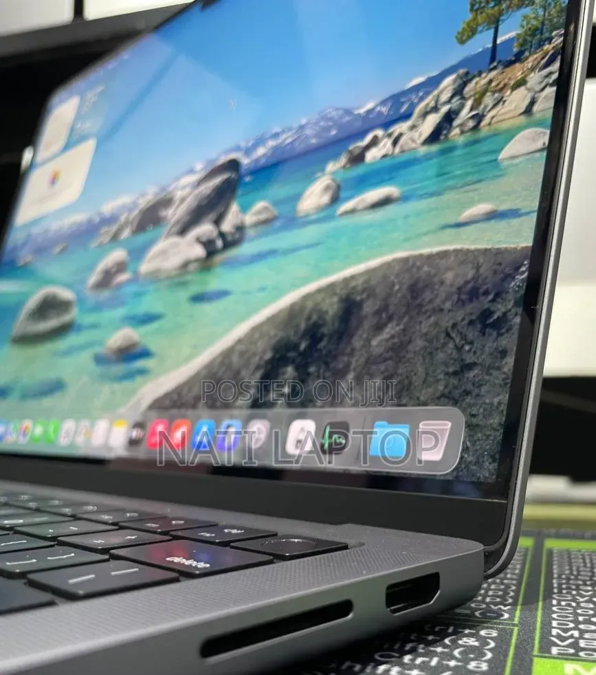 New Laptop Apple MacBook Air 2025 M4 15-inch 24GB Apple M4 SSD 512GB
