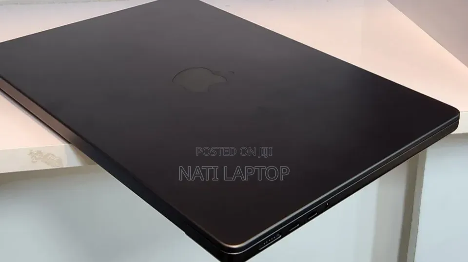 New Laptop Apple MacBook Pro 2025 M5 14-inch 16GB Apple M5 Pro SSD 1T