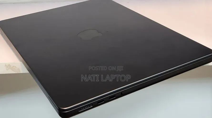New Laptop Apple MacBook Pro 2025 M5 14-inch 16GB Apple M5 Pro SSD 1T