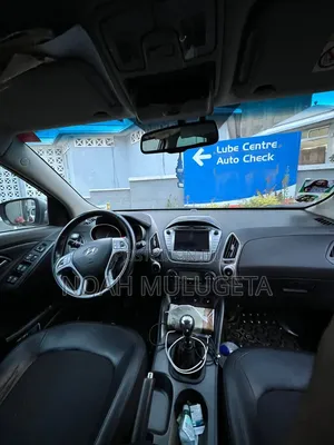 Hyundai Tucson 2015 Silver
