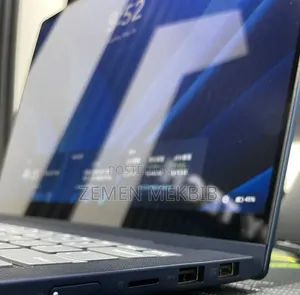 New Laptop Lenovo 16GB AMD Ryzen 7 SSD 1T
