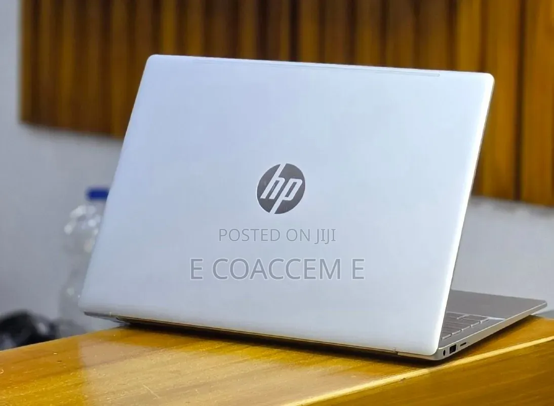 New Laptop HP 16GB Intel Core i5 SSD 512GB