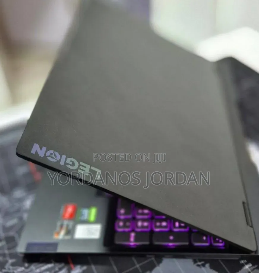New Laptop Lenovo Legion 7 16GB AMD Ryzen 7 SSD 512GB