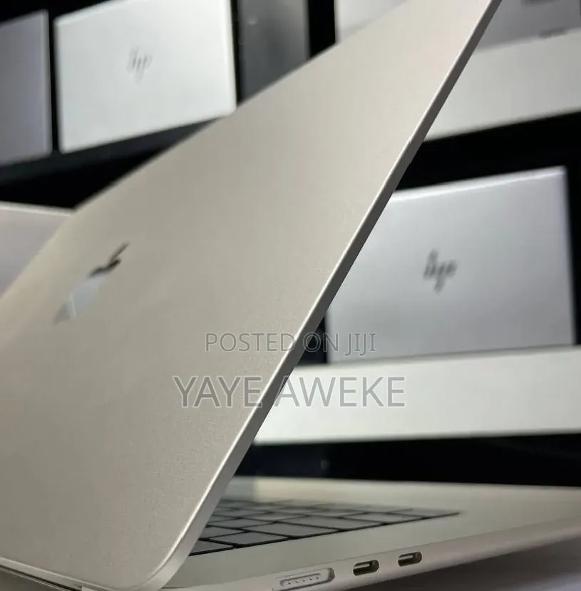 New Laptop Apple MacBook Air 2025 M4 15-inch 16GB Apple M4 SSD 256GB