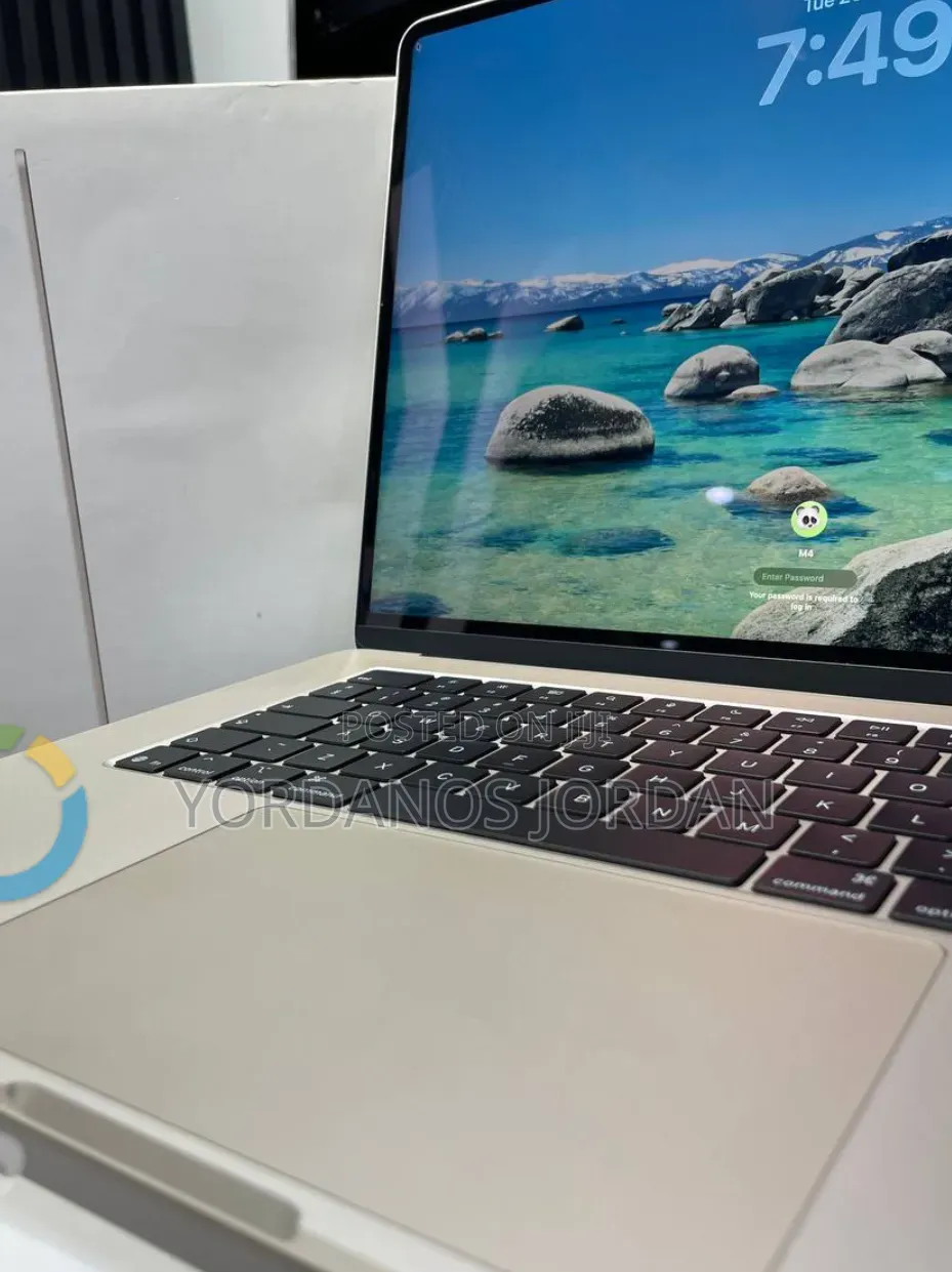 New Laptop Apple MacBook Air 2026 M5 16GB Apple M5 SSD 256GB