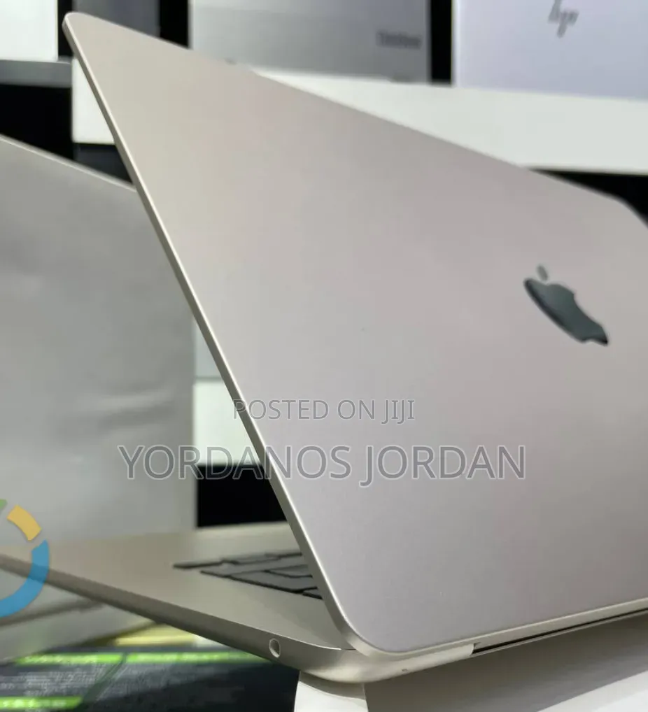 New Laptop Apple MacBook Air 2026 M5 16GB Apple M5 SSD 256GB