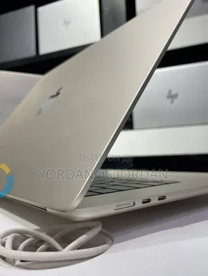 New Laptop Apple MacBook Air 2026 M5 16GB Apple M5 SSD 256GB