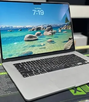 New Laptop Apple MacBook Air 2025 M4 15-inch 24GB Apple M4 SSD 512GB