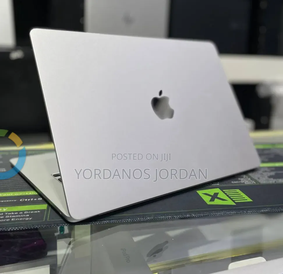 New Laptop Apple MacBook Air 2025 M4 15-inch 24GB Apple M4 SSD 512GB