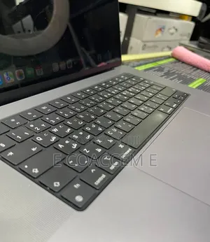 New Laptop Apple MacBook 16GB SSD 512GB