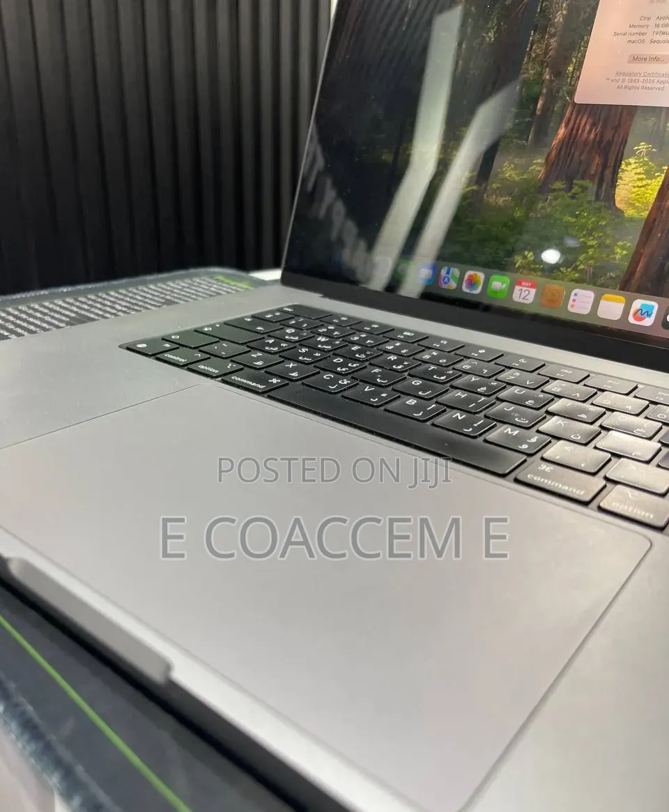 New Laptop Apple MacBook 16GB SSD 512GB