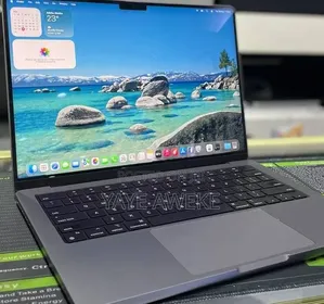New Laptop Apple MacBook Pro 2023 M3 14-inch 8GB Apple M3 SSD 512GB