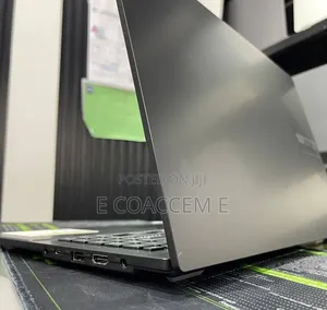 New Laptop Asus 16GB AMD Ryzen 5 SSD 512GB