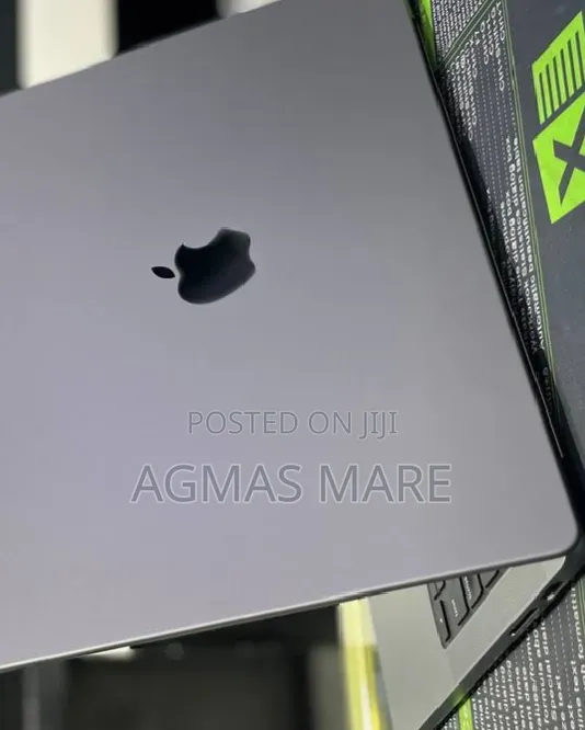 New Laptop Apple MacBook Pro 2023 M3 14-inch 8GB Apple M3 SSD 512GB