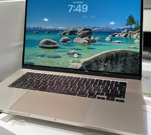 New Laptop Apple MacBook Air 2025 M4 15-inch 16GB Apple M4 SSD 256GB