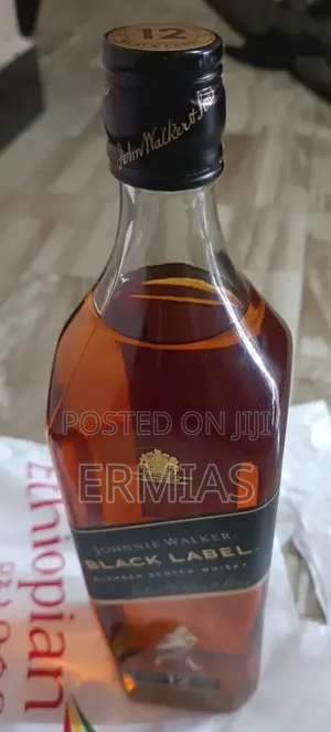 Johnnie Walker Black Label Blended Scotch Whisky