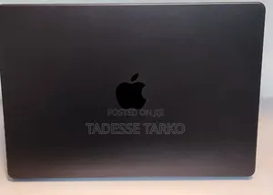 New Laptop Apple MacBook Pro 2025 M5 14-inch 16GB Apple M5 Pro SSD 1T