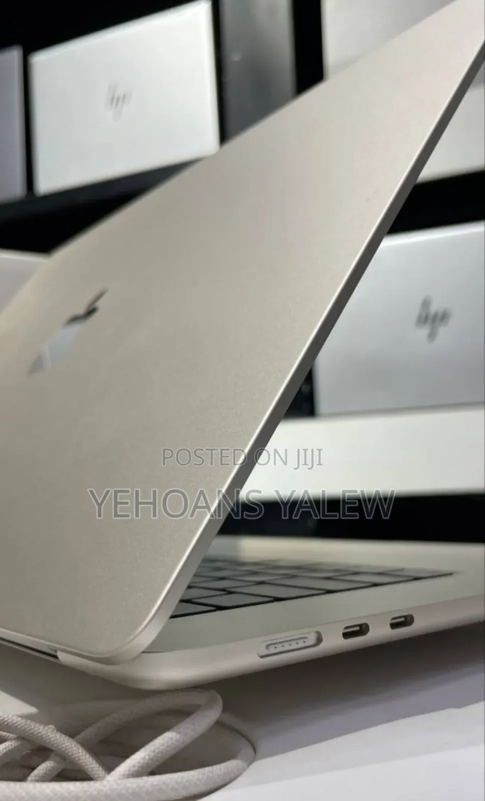 New Laptop Apple MacBook Air 2025 M4 15-inch 16GB Apple M4 SSD 256GB