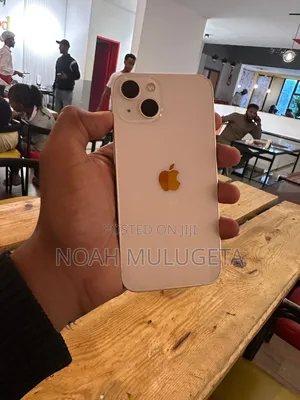 New Apple iPhone 13 128 GB White
