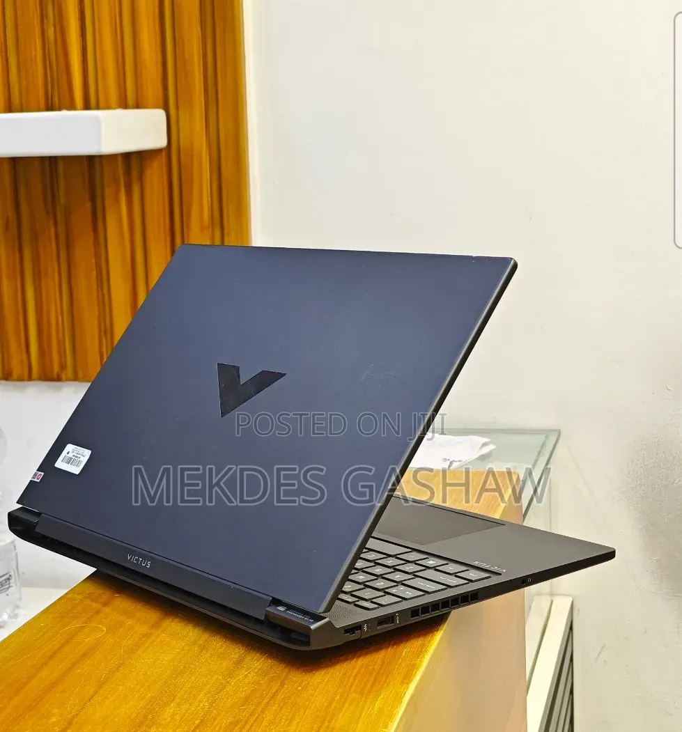 New Laptop HP Victus 16 16GB Intel Core i7 SSD 1T
