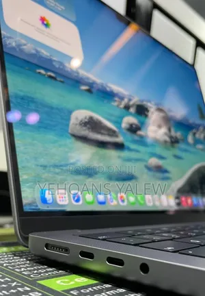 New Laptop Apple MacBook Pro 2023 M3 Pro 14-inch 8GB Apple M3 SSD 512GB