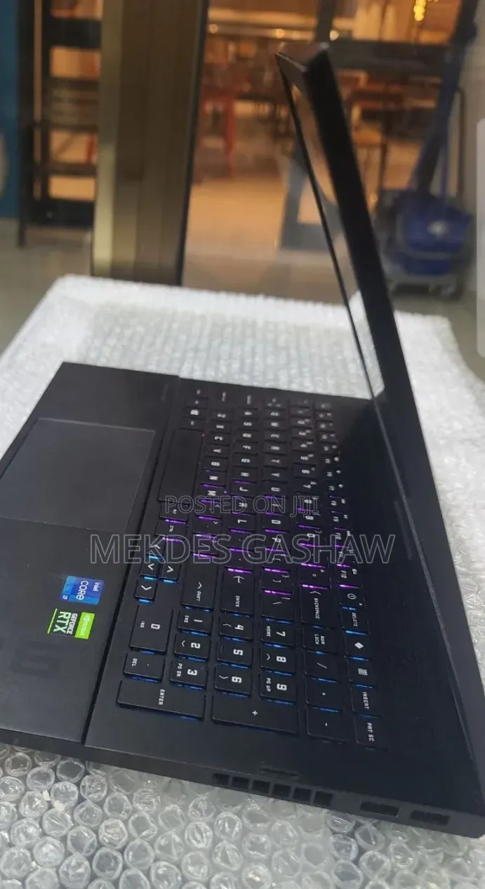 New Laptop HP Omen 16 16GB Intel Core i7 SSD 1T