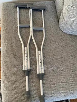 Bilateral Axillary Crutches勾喆check Your Doctor's Prescription罌韋kranch
