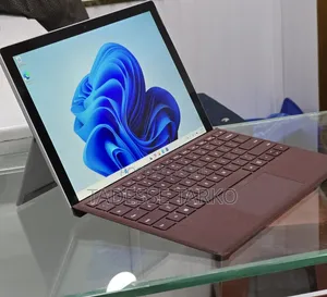New Laptop Microsoft Surface Pro 6 8GB Intel Core i5 SSD 128GB