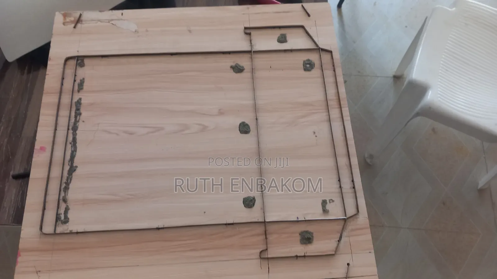 Packaging Machine With Cutters And Silk Screen