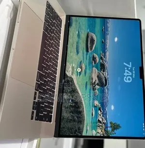 New Laptop Apple MacBook Air 2025 M4 15-inch 16GB Apple M4 SSD 256GB