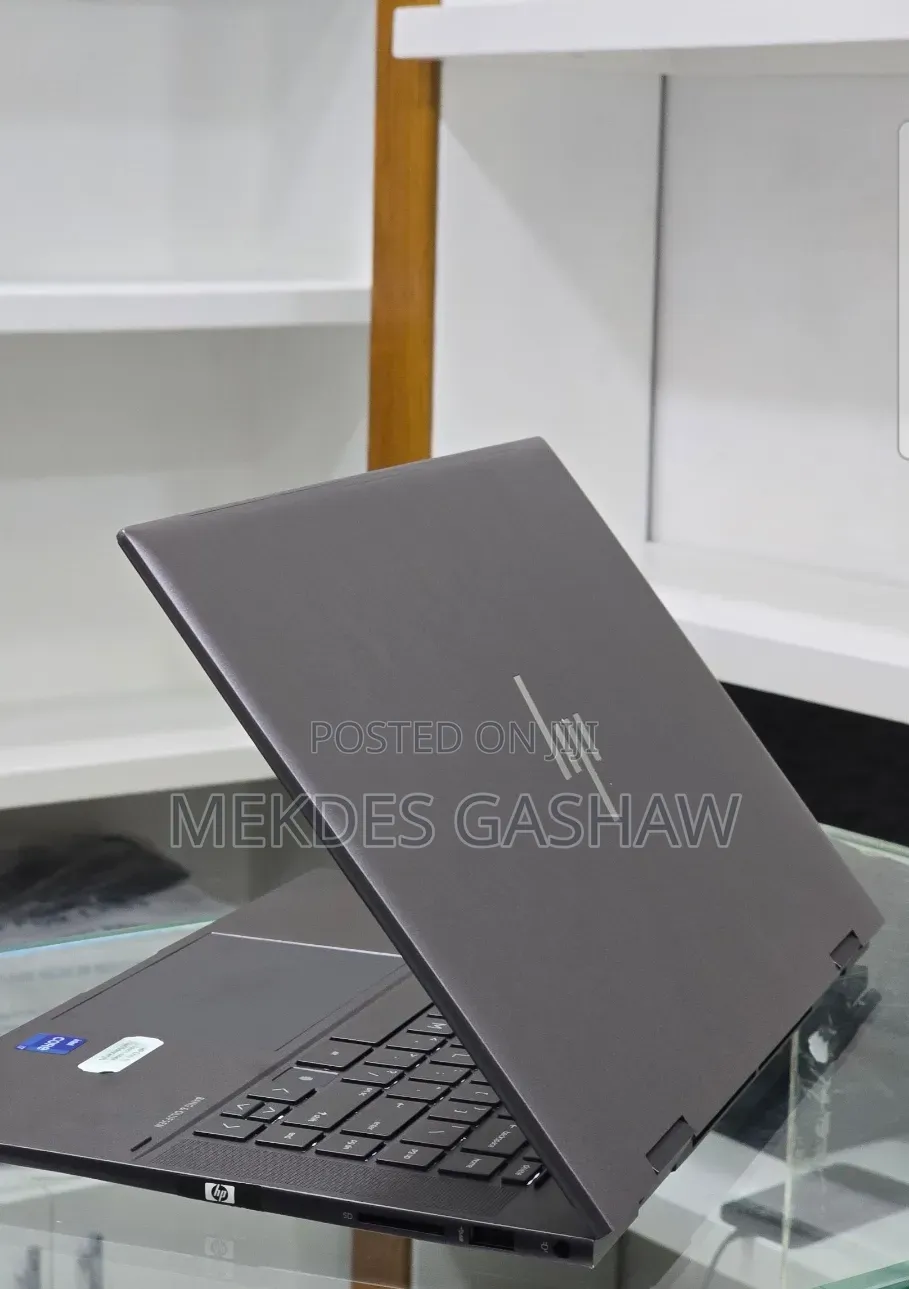 New Laptop HP Envy X360 13z 16GB Intel Core i7 SSD 1T