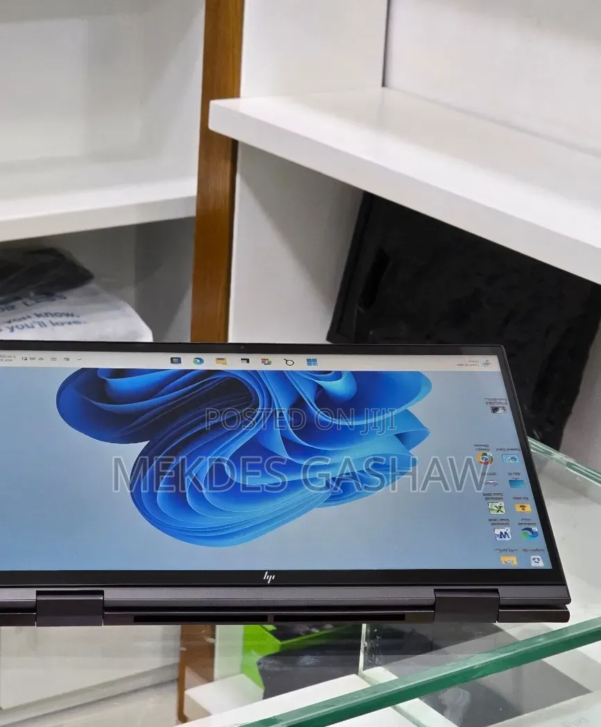 New Laptop HP Envy X360 13z 16GB Intel Core i7 SSD 1T