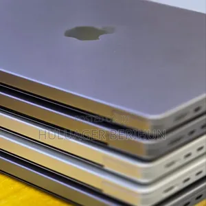 New Laptop Apple MacBook Pro M1 16GB Apple M1 Pro SSD 512GB
