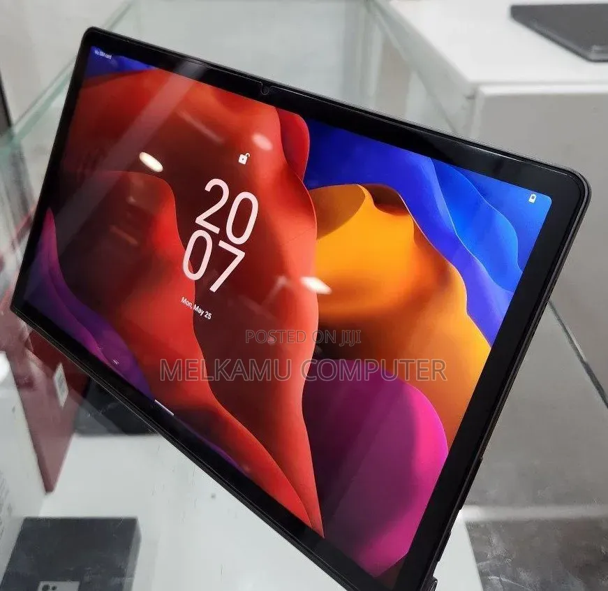 New Laptop Lenovo Yoga 11e 8GB Intel Core i7 SSD 256GB
