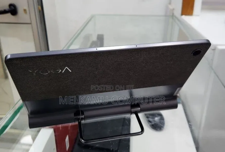 New Laptop Lenovo Yoga 11e 8GB Intel Core i7 SSD 256GB