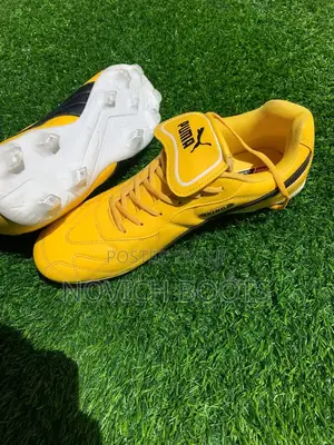 Puma King Football Boots ታኬታ