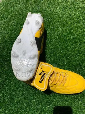 Puma King Football Boots ታኬታ