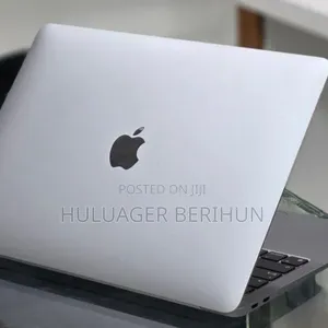 New Laptop Apple MacBook Air 2020 M1 8GB Apple M1 SSD 256GB