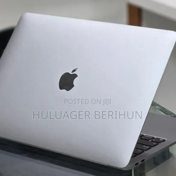 New Laptop Apple MacBook Air 2020 M1 8GB Apple M1 SSD 256GB