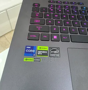 New Laptop Asus ROG Strix G17 16GB Intel Core i9 SSD 1T
