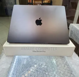 New Apple MacBook Pro 2025 M5 14-inch 16GB Apple M5 Pro SSD 512GB