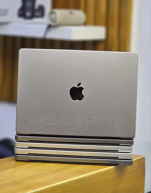 New Laptop Apple MacBook Pro M1 16GB Apple M1 Pro SSD 512GB