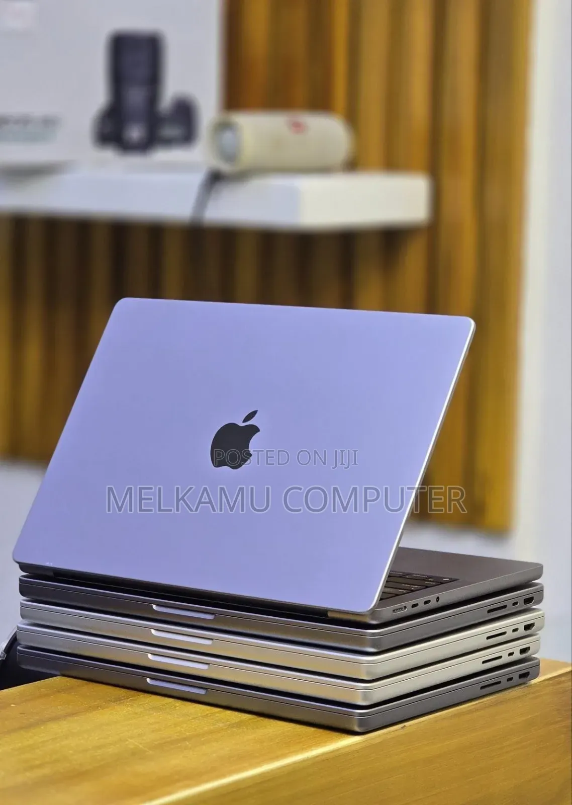 New Laptop Apple MacBook Pro M1 16GB Apple M1 Pro SSD 512GB