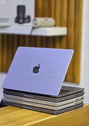 New Laptop Apple MacBook Pro M1 16GB Apple M1 Pro SSD 512GB